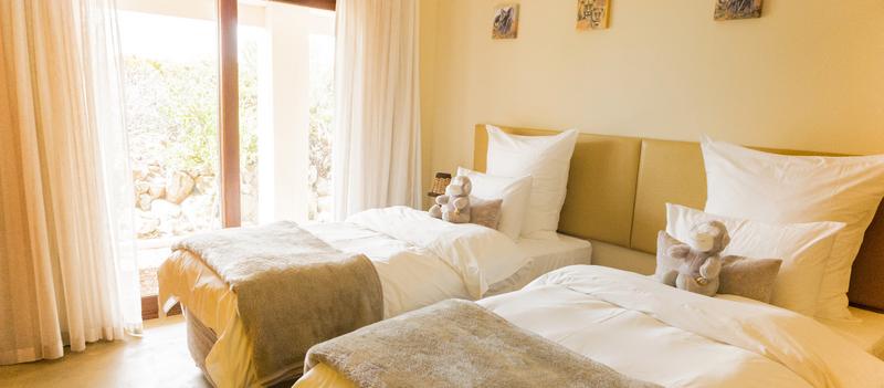 8 Bedroom Property for Sale in Pringle Bay Western Cape